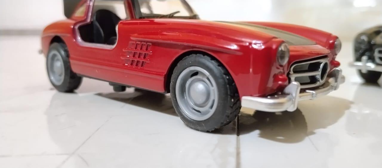 Mercedes-Benz 300 SL Vintage Diecast Model Car Knock off 1:36 scale