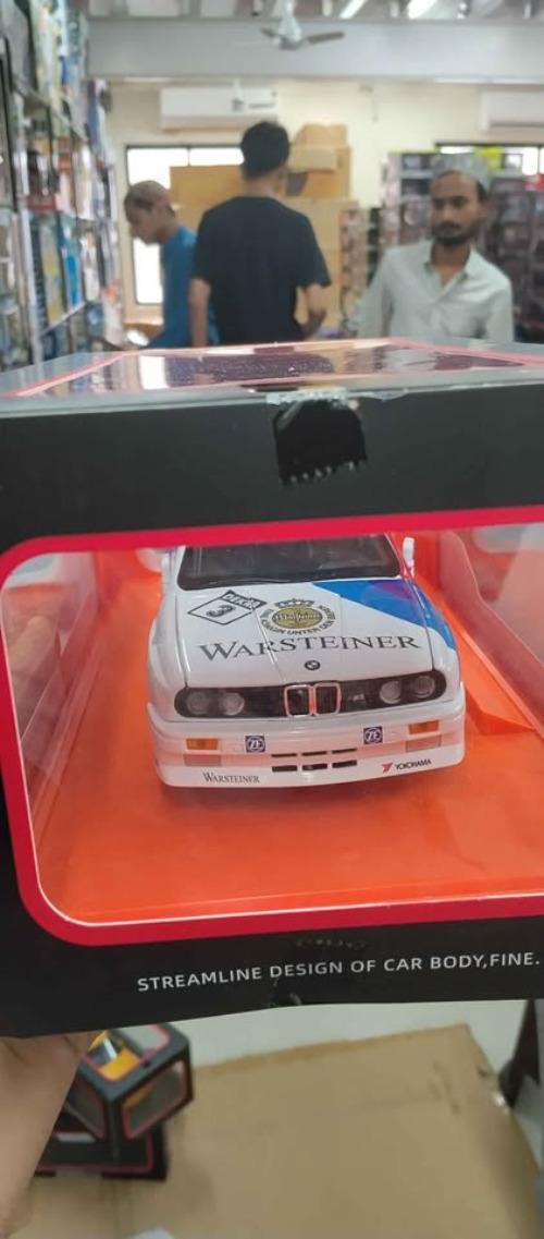 1:24 Scale BMW M3 GTR Alloy Die-Cast Model Car