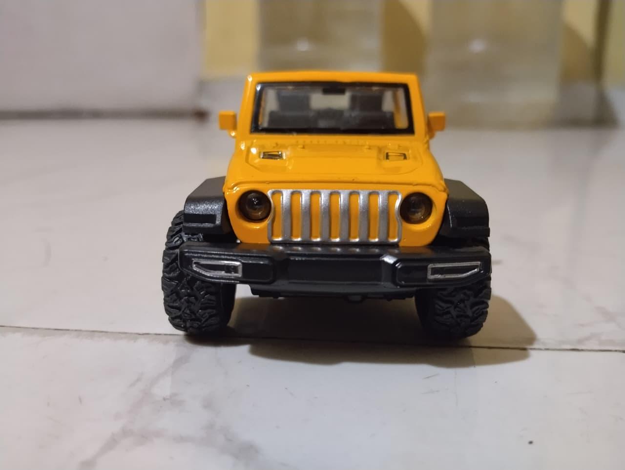 Diecast metal Jeep wrangler car